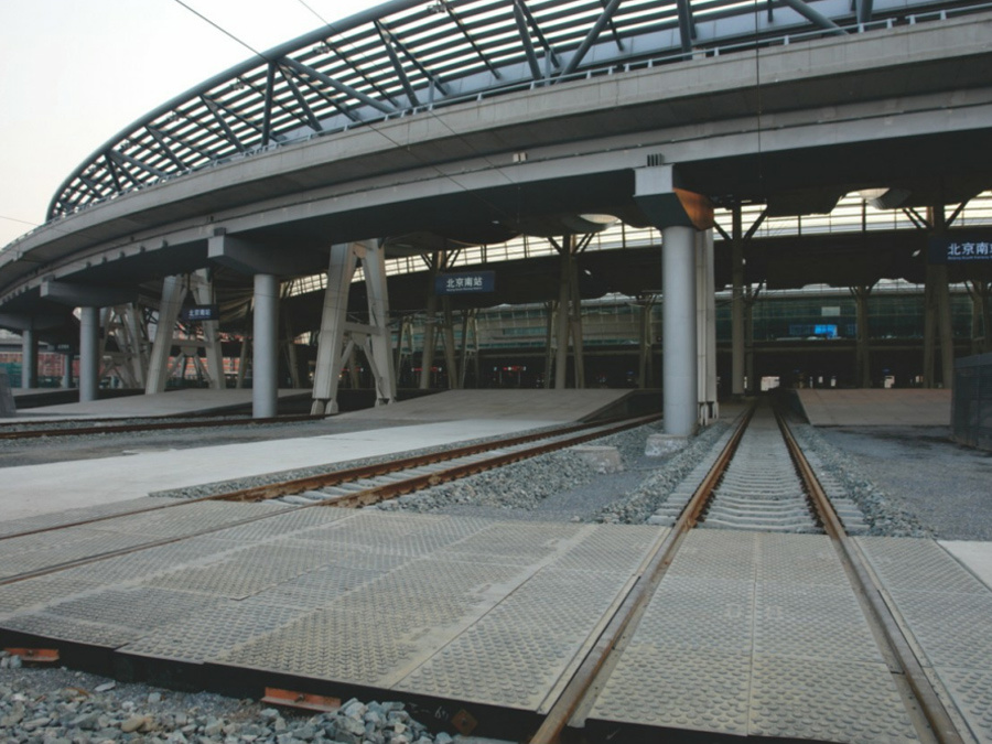 铁路嵌丝橡胶道口板